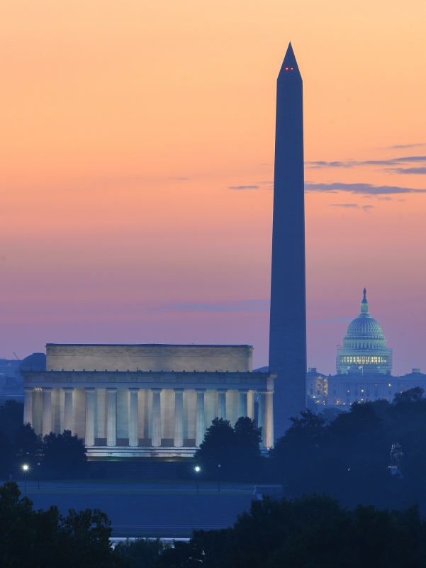 Washington DC skyline of monuments